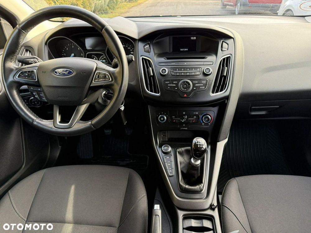 Ford Focus - 6