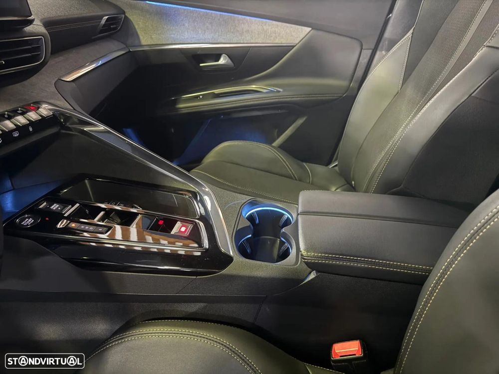 Peugeot 3008 1.6 Hybrid GT Pack e-EAT8 - 15