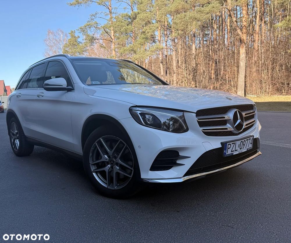 Mercedes-Benz GLC - 1