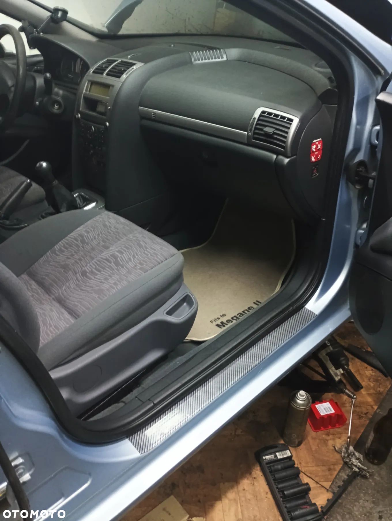 Peugeot 407 1.6 HDi Presence - 1