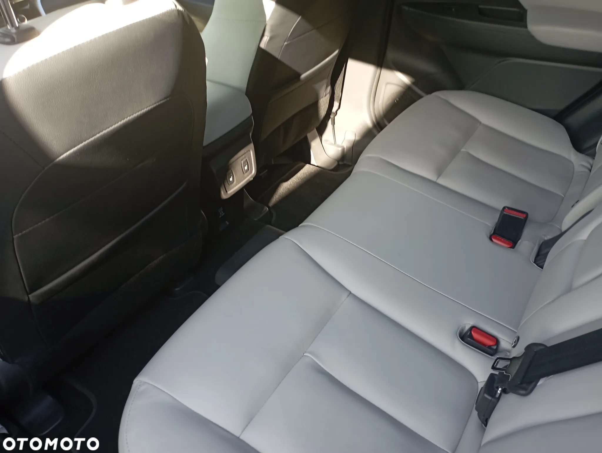 Mitsubishi Eclipse Cross 2.4 PHEV Instyle Plus - 4