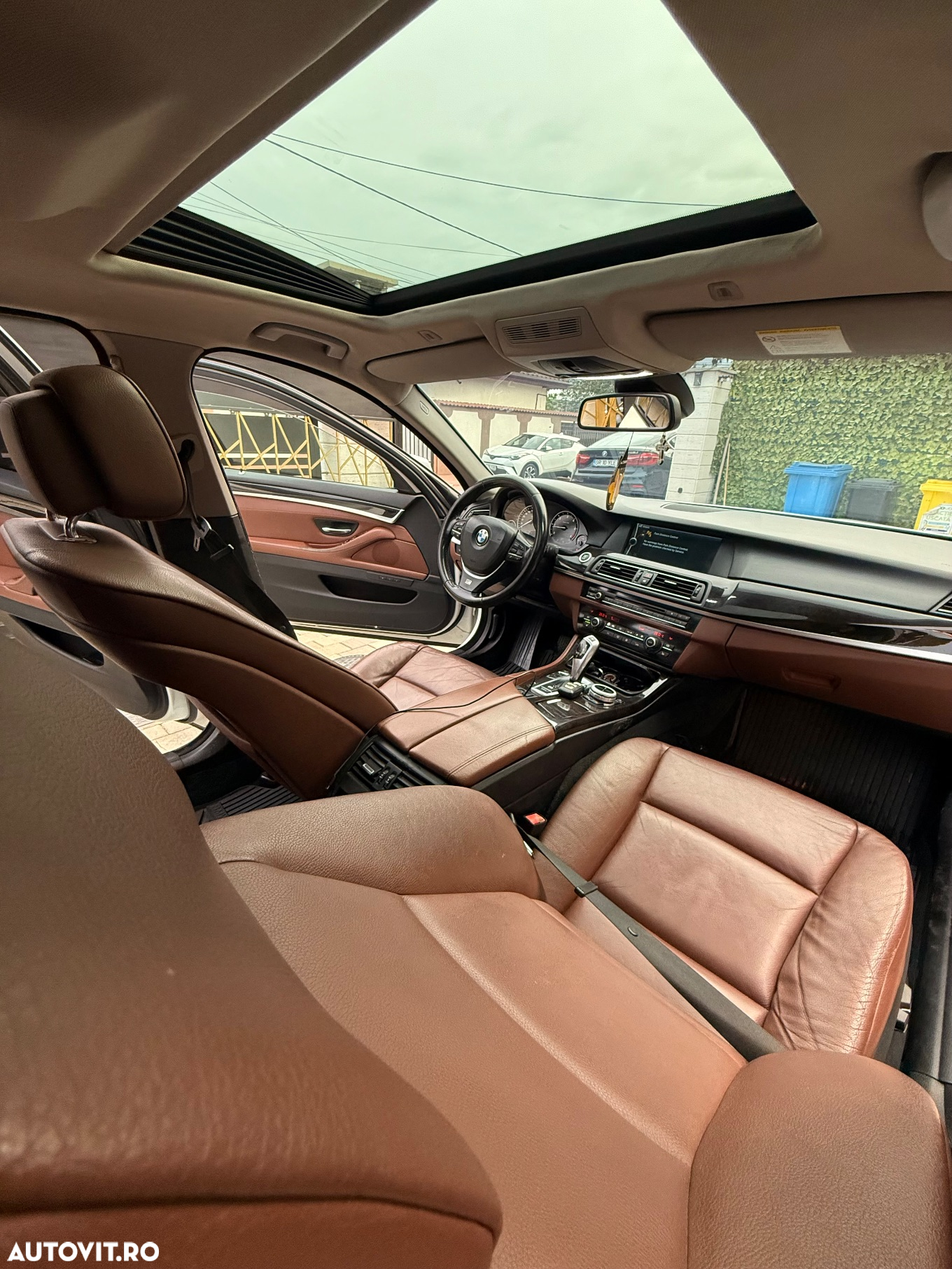 BMW Seria 5 520d - 8