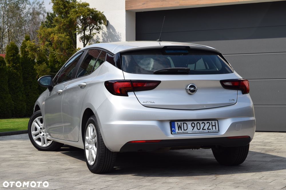 Opel Astra 1.6 CDTI Enjoy S&S - 28