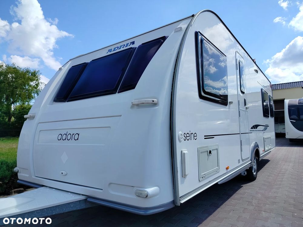 Adria Adora Siene - 1