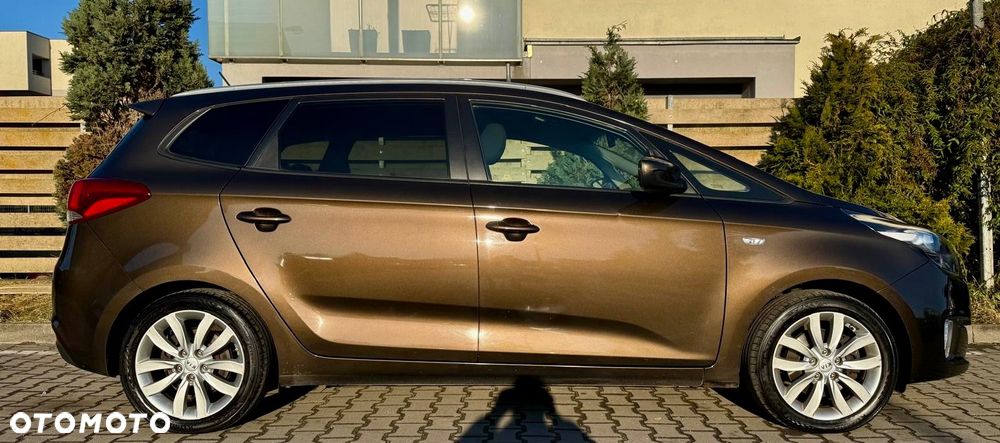 Kia Carens 1.6 GDI Dream-Team Edition - 9