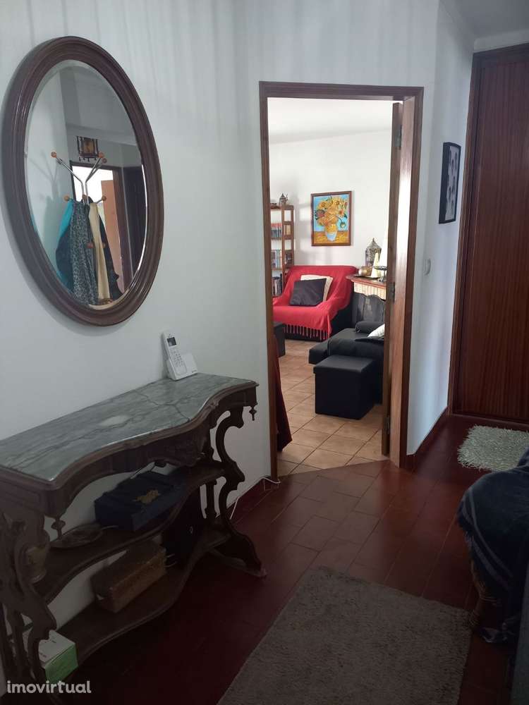 Apartamento T2 com 102 m², localizado na Guimarota, em Leiria. - Grande imagem: 3/19
