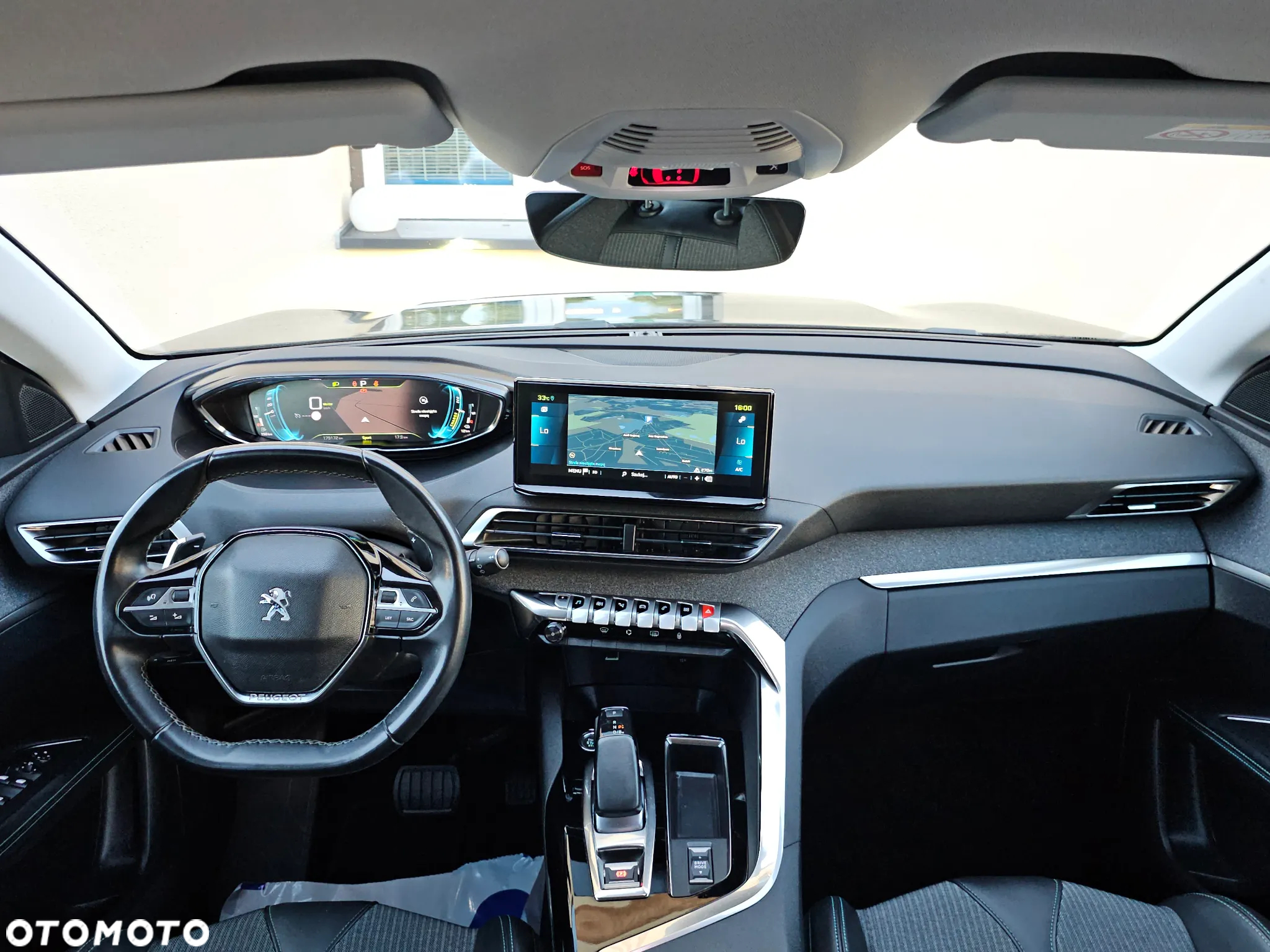 Peugeot 3008 Hybrid 225 e-EAT8 Allure Pack - 36