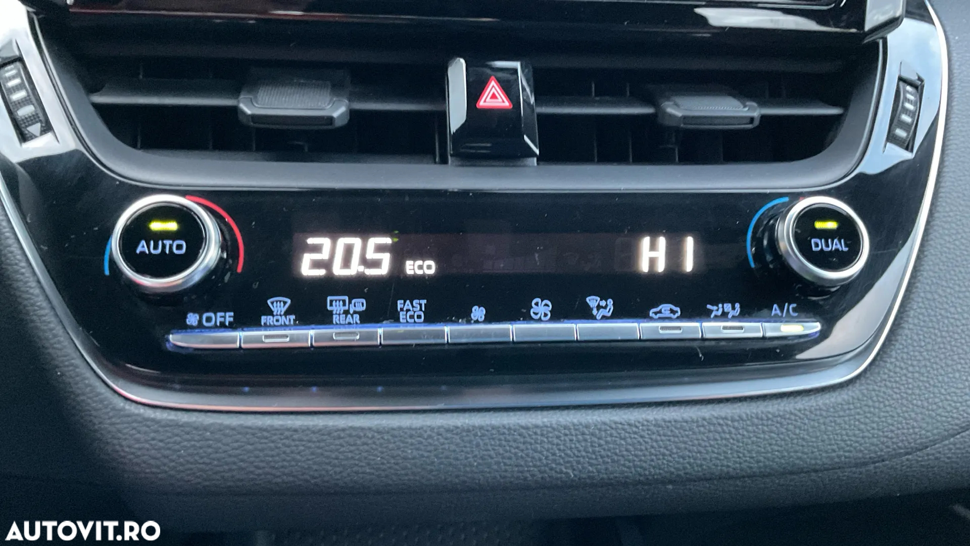 Toyota Corolla 1.8 Hybrid Touring Sports - 22