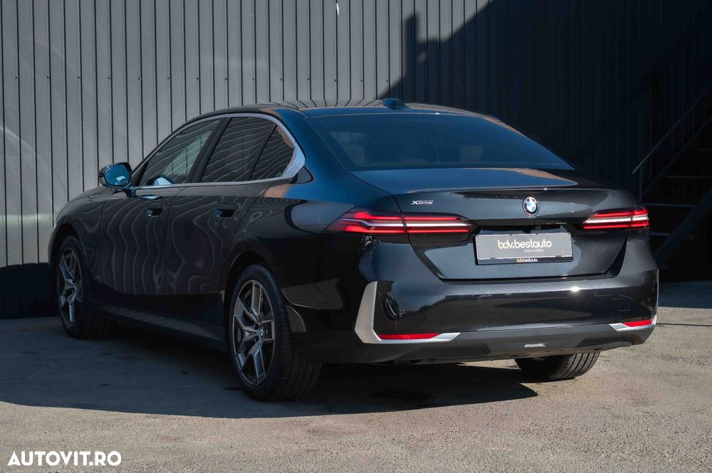 BMW Seria 5 520d xDrive Aut. - 23