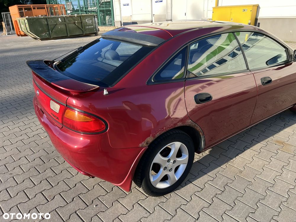 Mazda 323F 1.5 - 7