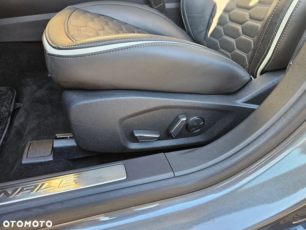 Ford Mondeo 2.0 Hybrid Vignale - 14