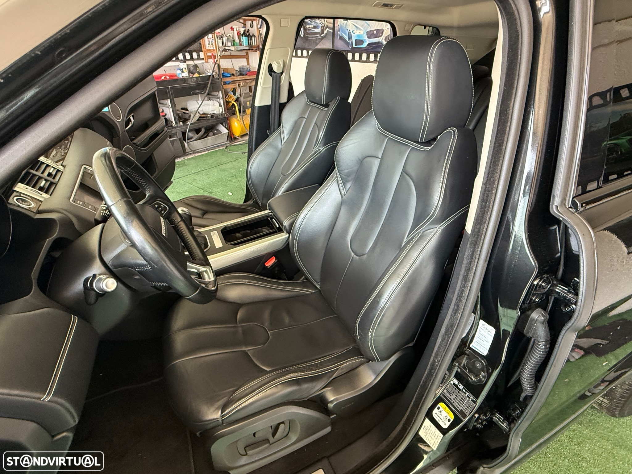 Land Rover Range Rover Evoque 2.2 TD4 Prestige - 33