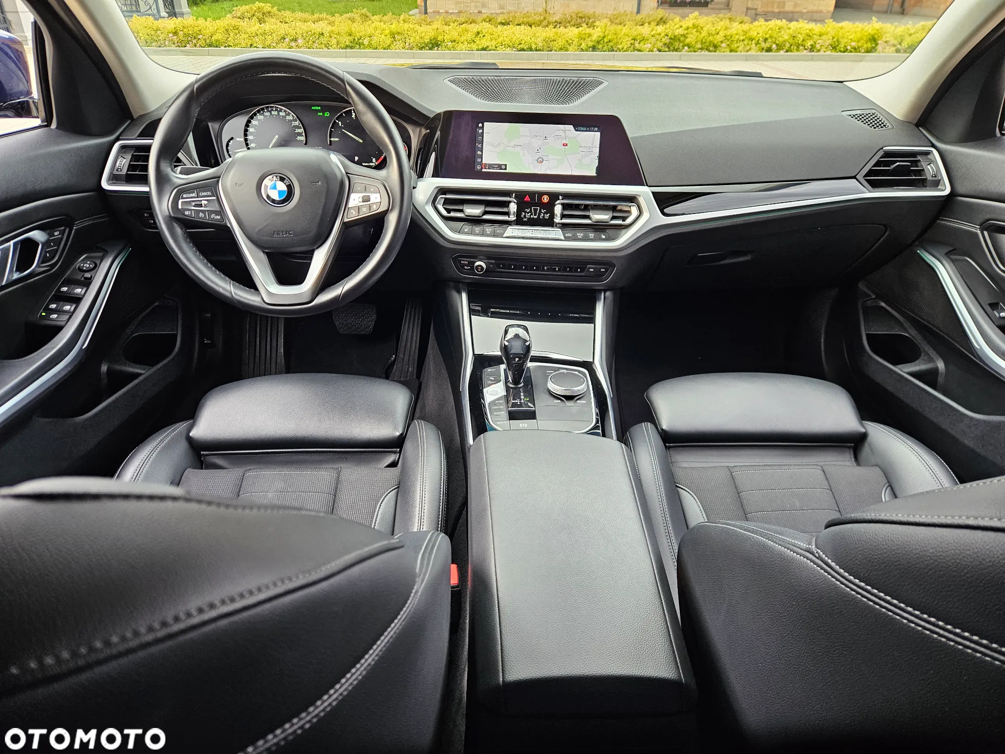 BMW Seria 3 320d Sport Line Shadow sport - 35