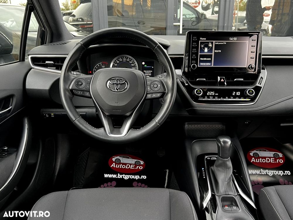 Toyota Corolla - 9
