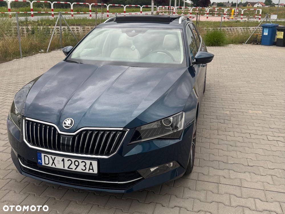 Skoda Superb 2.0 TDI DSG Style - 1