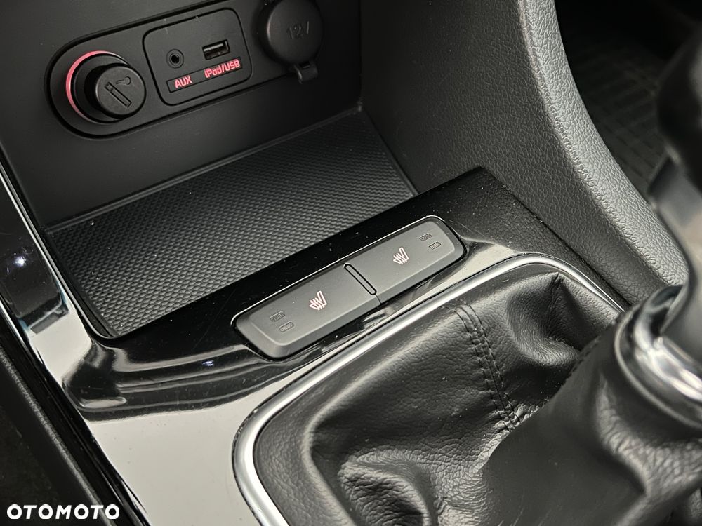 Kia Optima 2.0 L - 34