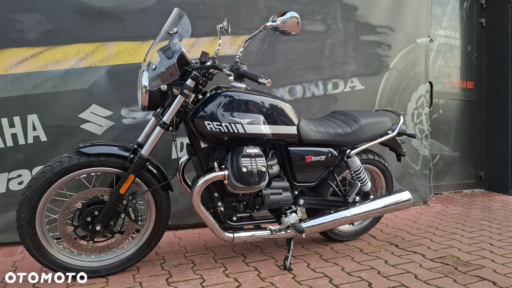 Moto Guzzi V7 - 4
