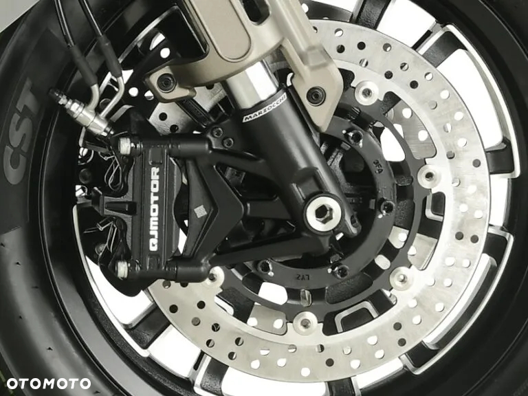 QJMOTOR SRV 700 - 18