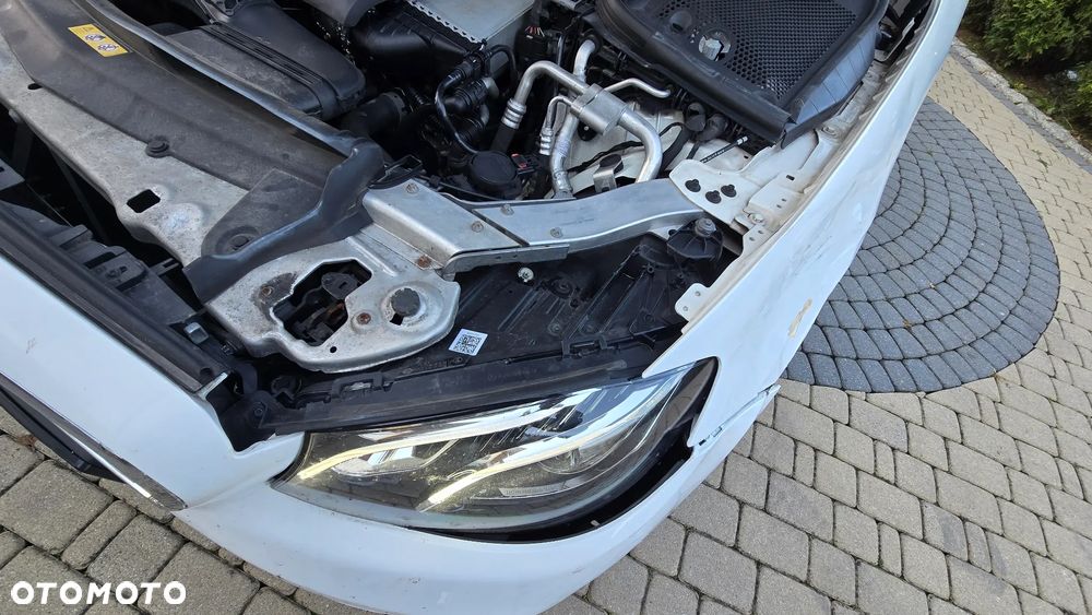 Mercedes-Benz Klasa E 200 Kabriolet 9G-TRONIC - 39