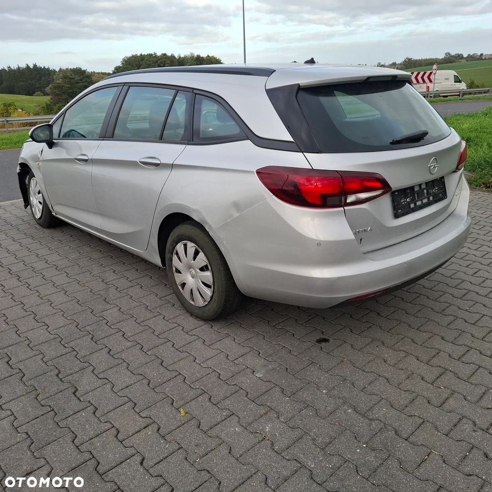 Opel Astra 1.0 Turbo Start/Stop Sports Tourer Active - 4