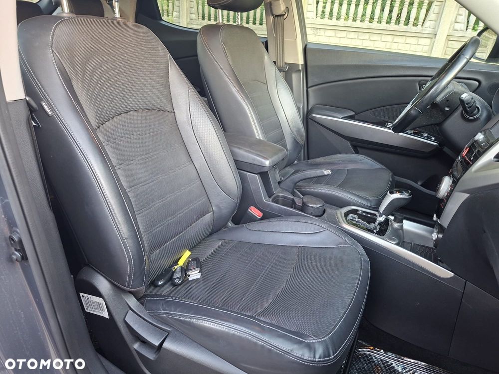 SsangYong/KGM Tivoli e-XDi 160 2WD Automatik Crystal - 9
