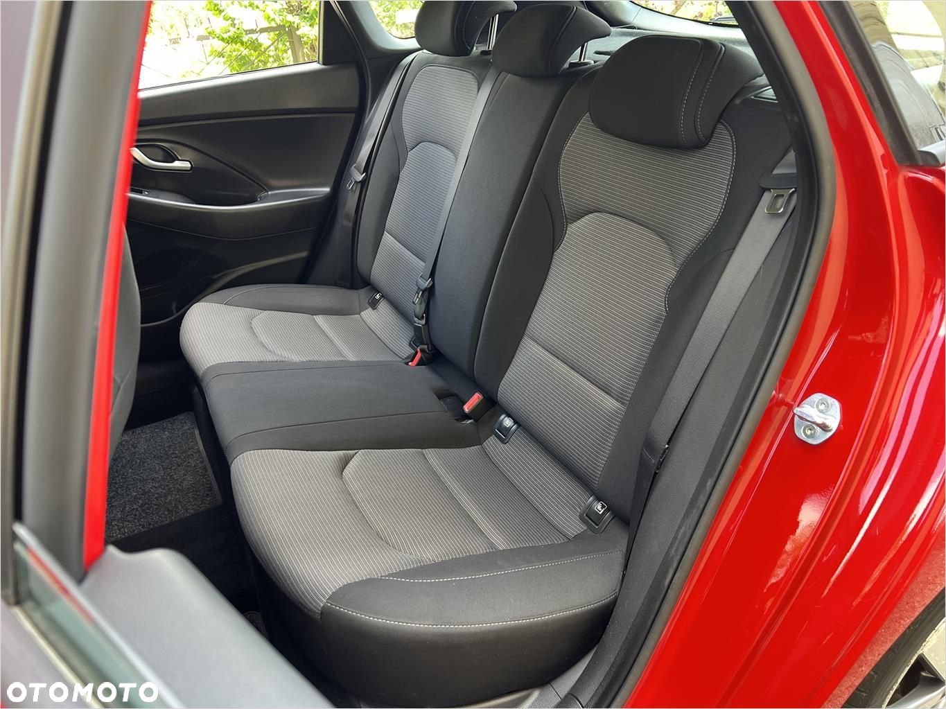Hyundai i30 1.4 Classic + - 16