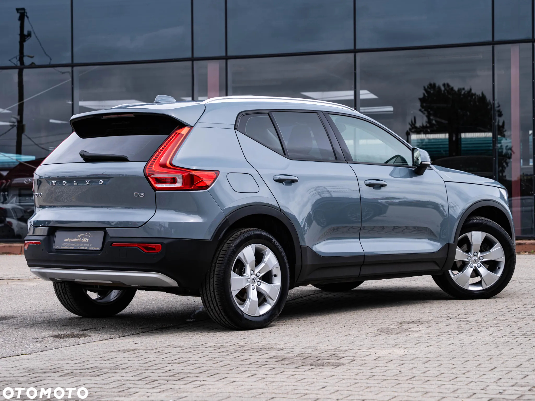 Volvo XC 40 D3 SCR Momentum Core - 12