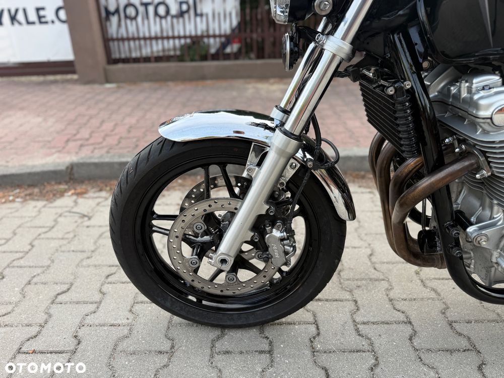 Honda CB - 21