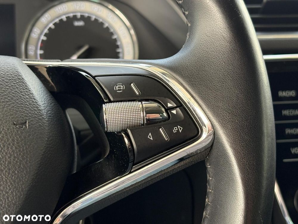 Skoda Superb - 24