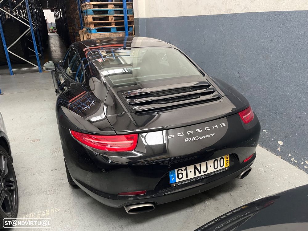Porsche 911 Série F - 4