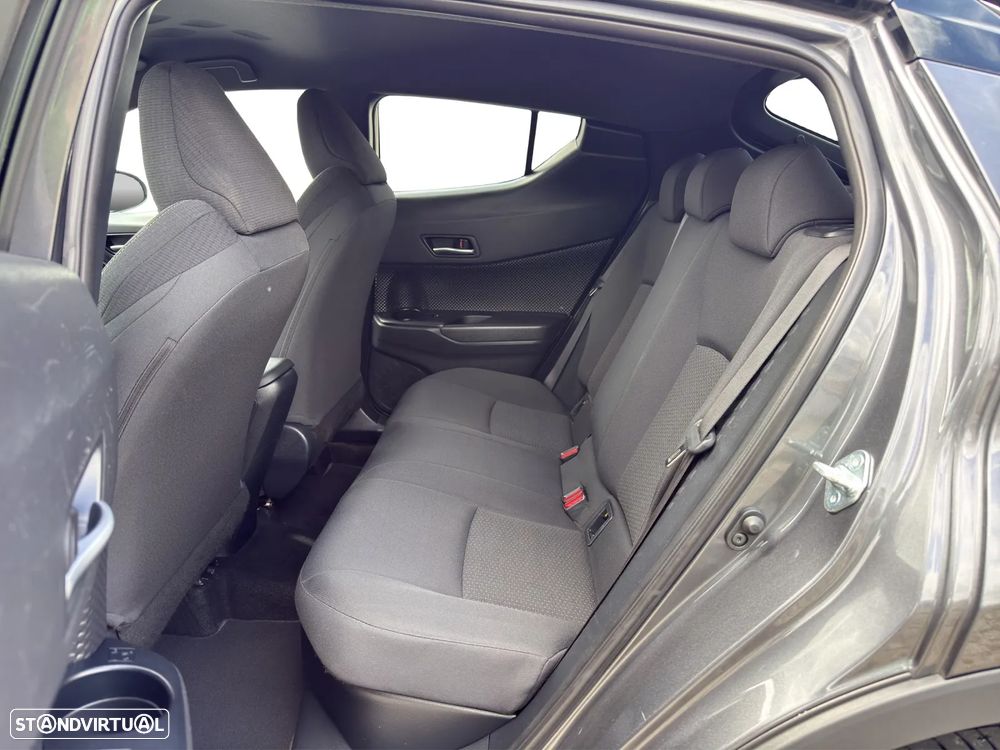 Toyota C-HR 1.8 Hybrid Exclusive - 13