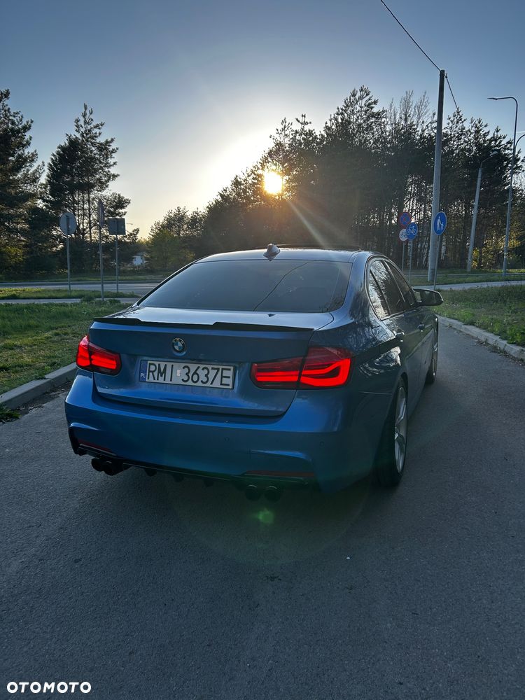 BMW Seria 3 335i xDrive Edition Sport - 31