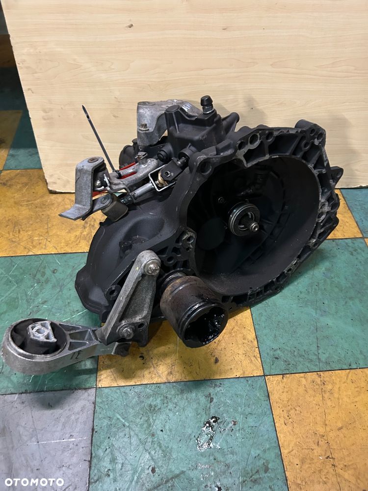 Opel Corsa D OPEL Astra J Meriva B 1.3 CDTI skrzynia biegów CE374 nr 152 - 3