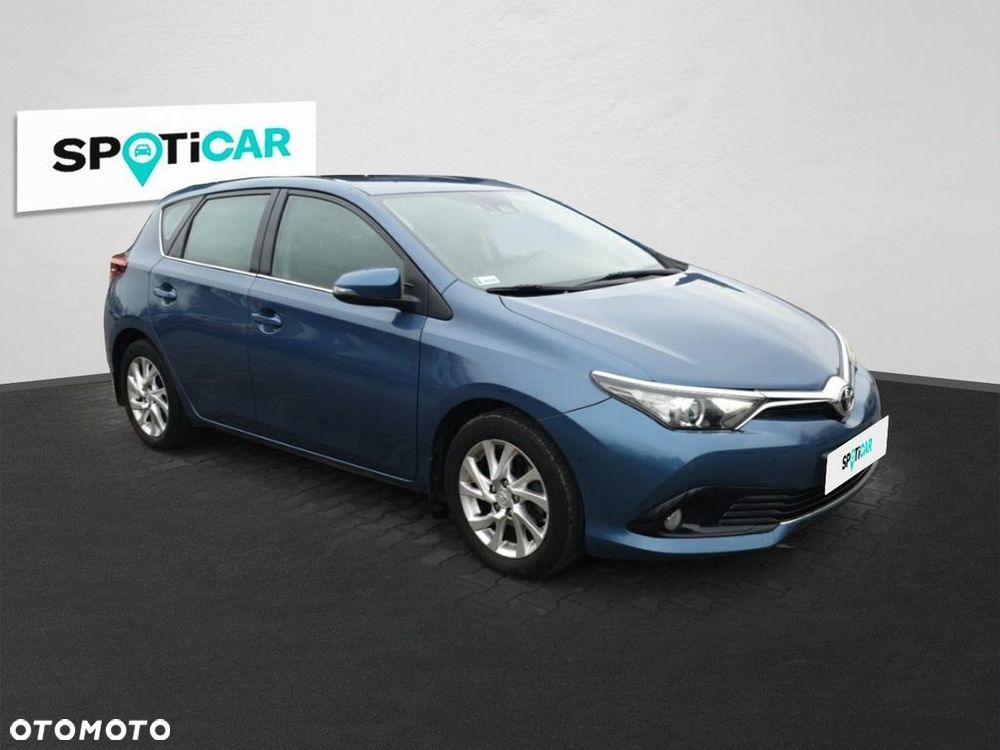 Toyota Auris 1.6 Premium - 4