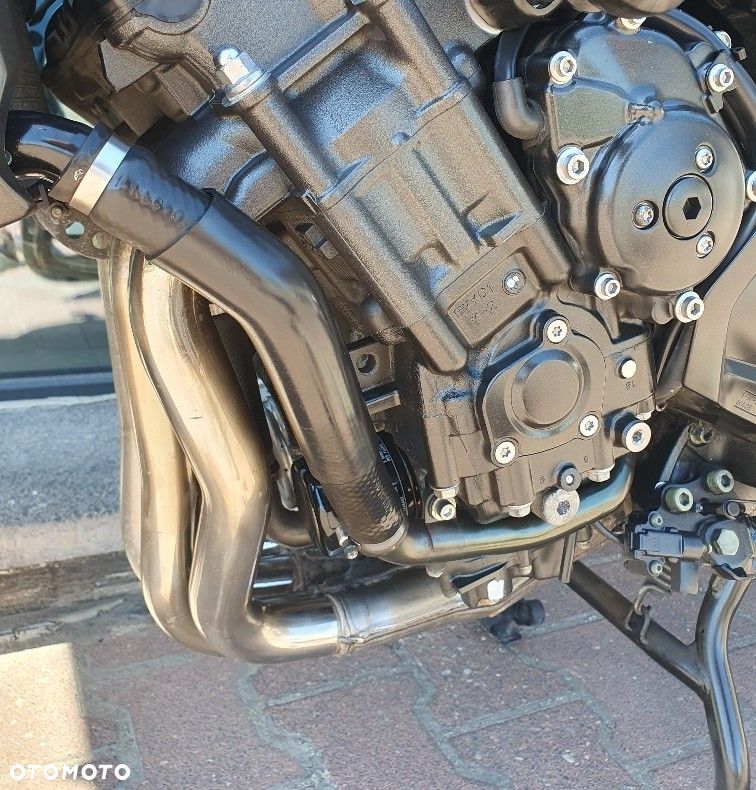 Yamaha FZ - 17