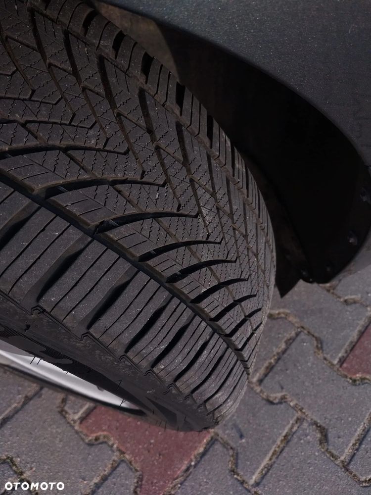 Ford Galaxy 2.0 TDCi 4WD Titanium PowerShift - 8