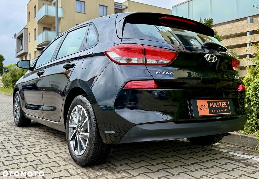 Hyundai i30 blue 1.4 Style - 4