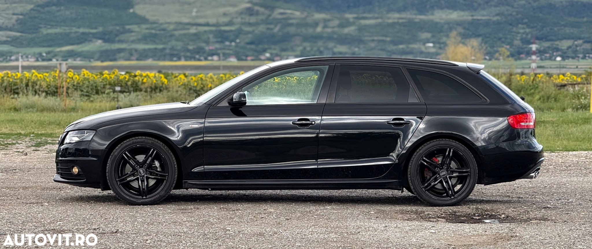 Audi A4 Avant 2.0 TDI DPF S line Sportpaket - 4
