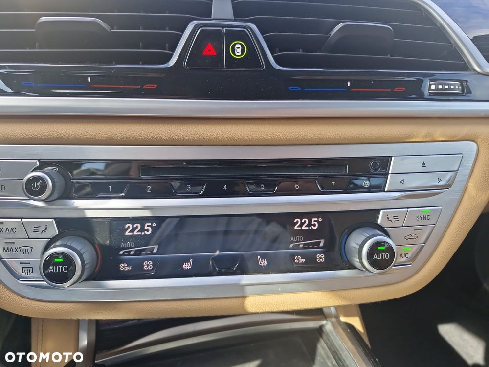 BMW Seria 7 - 16