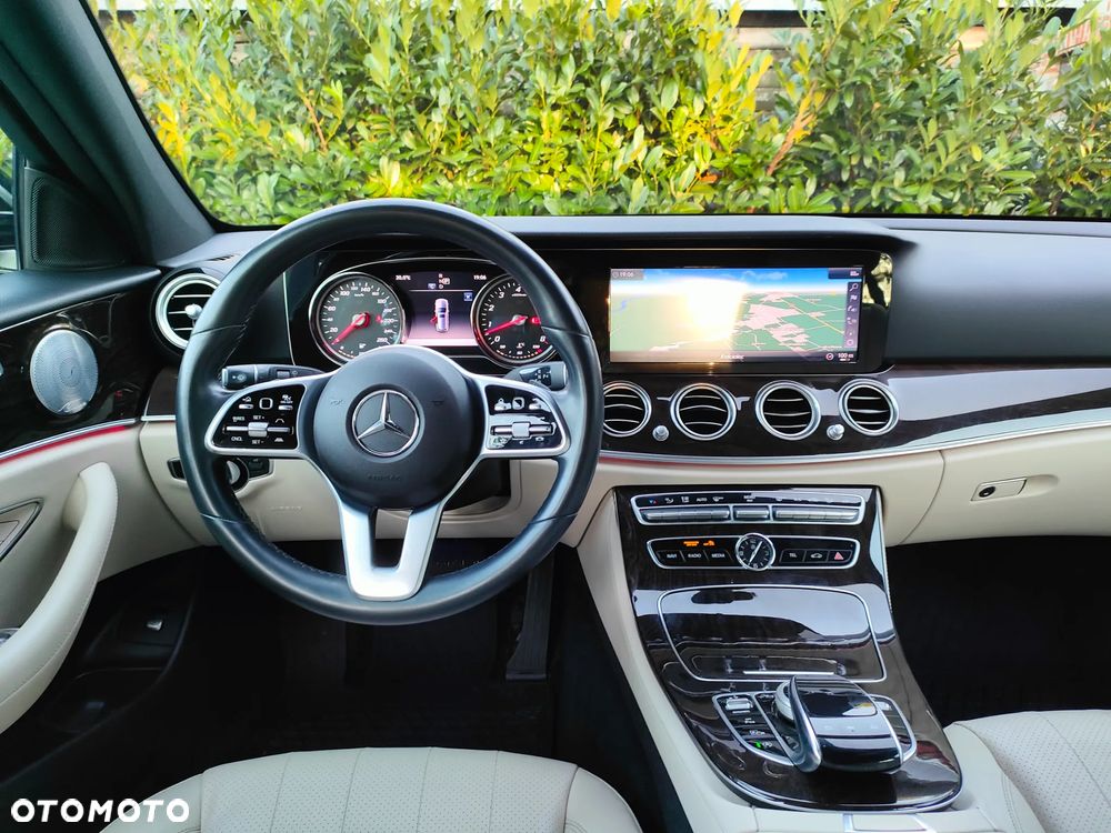 Mercedes-Benz Klasa E 450 4-Matic 9G-TRONIC - 7