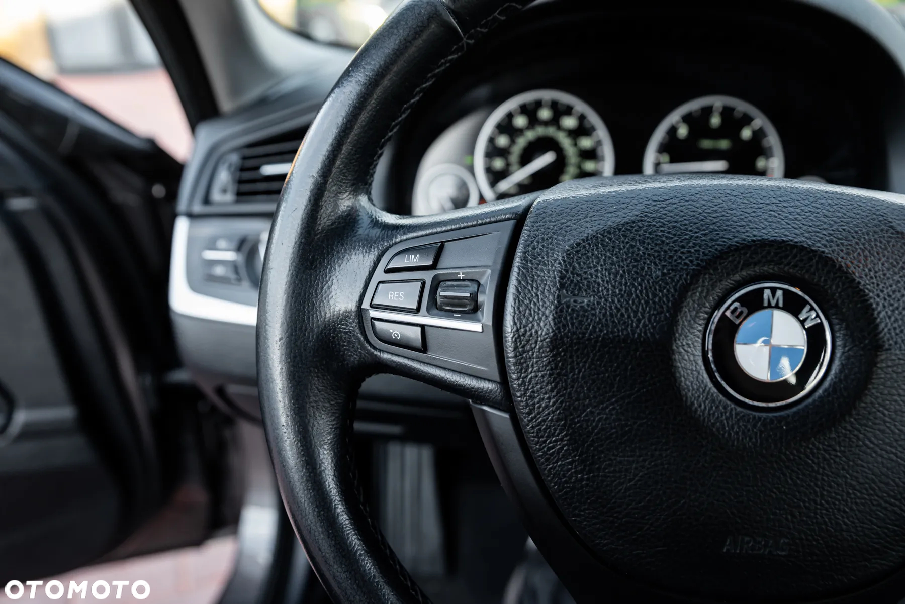 BMW Seria 5 525d Sport-Aut - 17