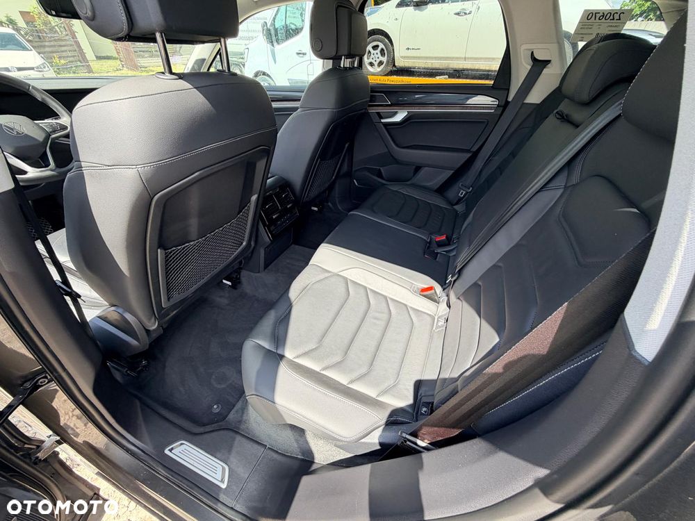 Volkswagen Touareg V6 e-Hybrid OPF 4Motion Elegance FINAL EDITION - 28