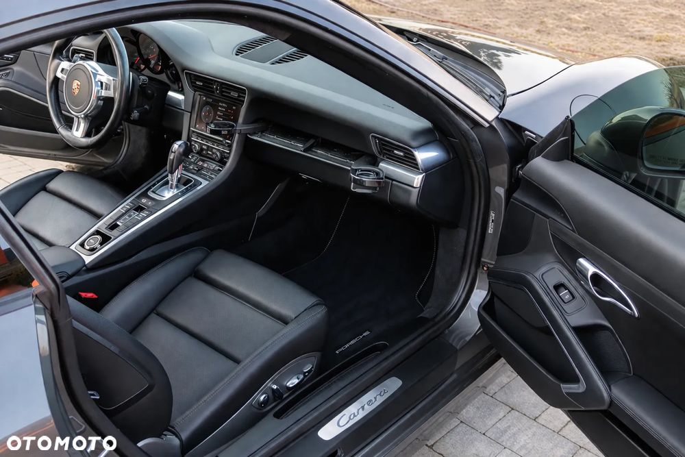 Porsche 911 Carrera PDK - 4