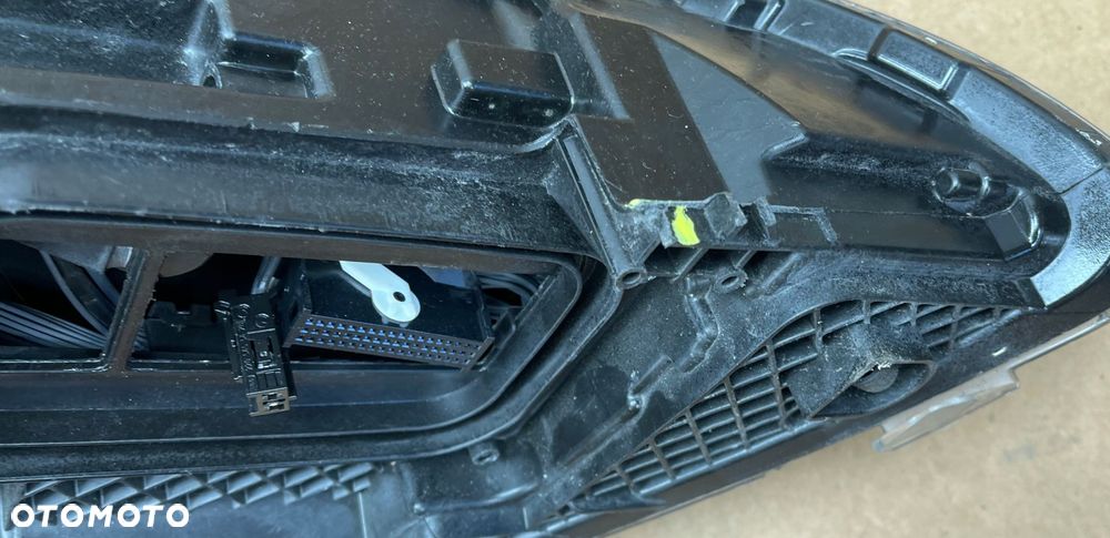 MERCEDES W 447 VITO 2019 - LAMPA FULL LED LEWA PRZÓD A4479061401 09.10.21 - 4