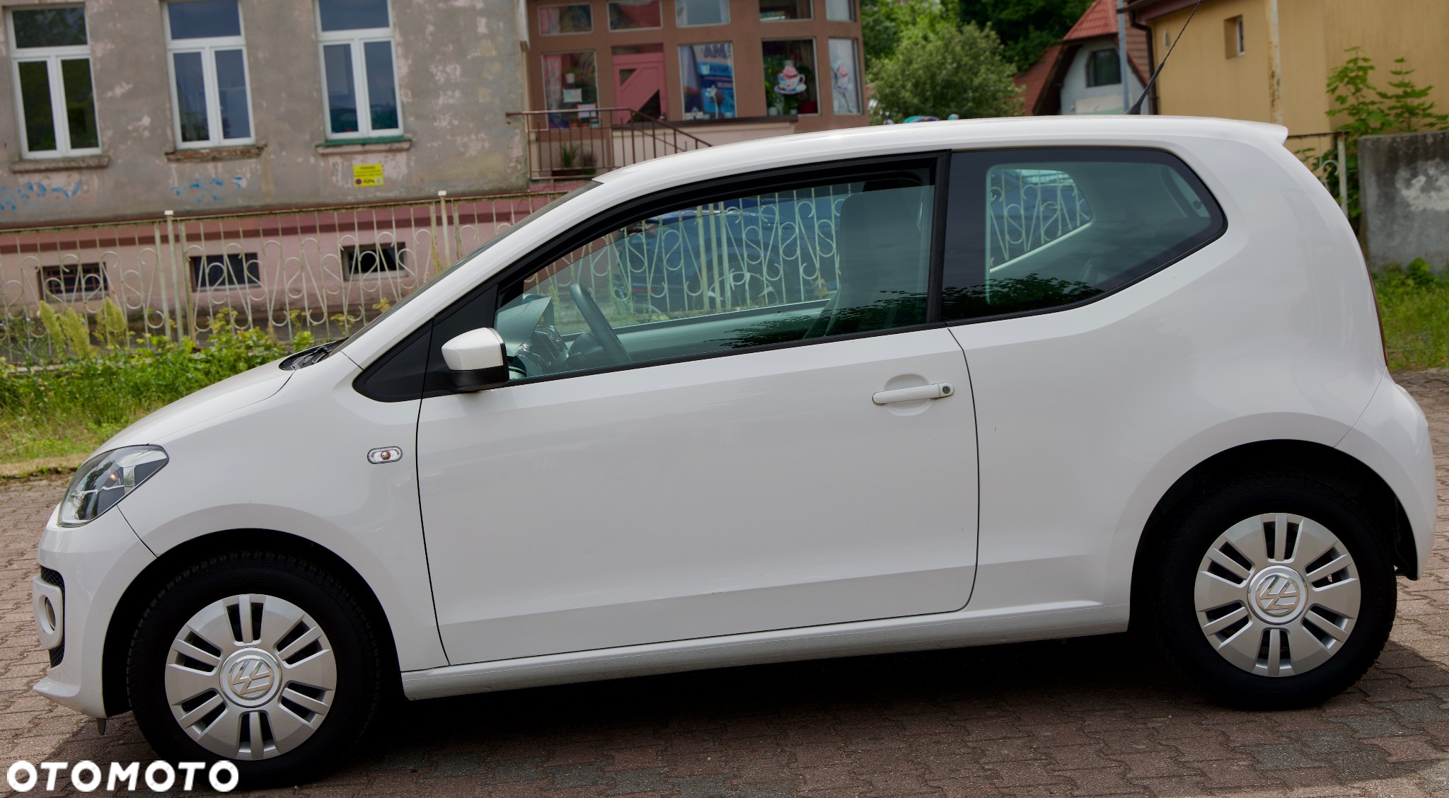 Volkswagen up! 1.0 beats - 6