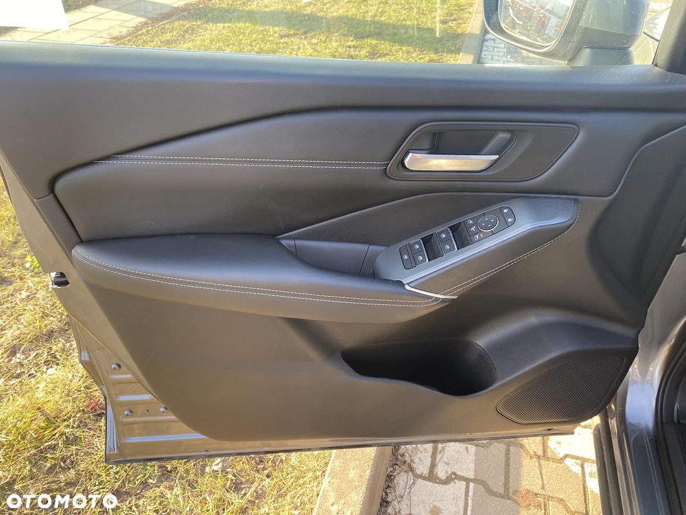 Nissan Qashqai 1.3 DIG-T MHEV N-Connecta Xtronic - 20