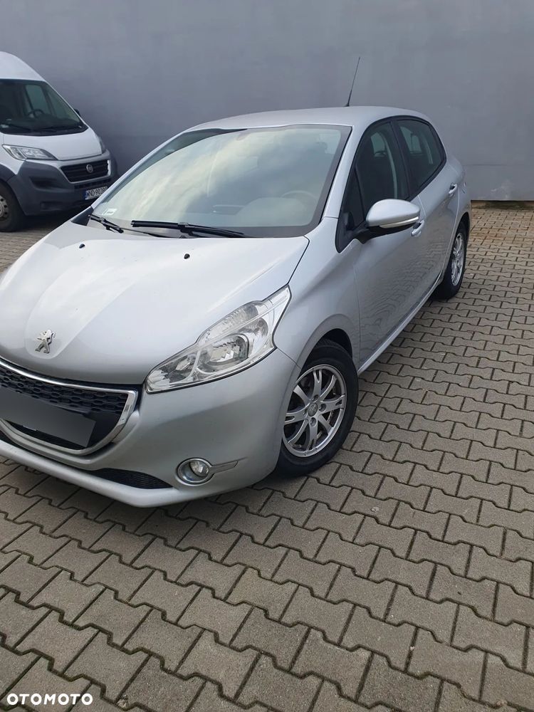 Peugeot 208 1.6 e-HDi Active STT - 8
