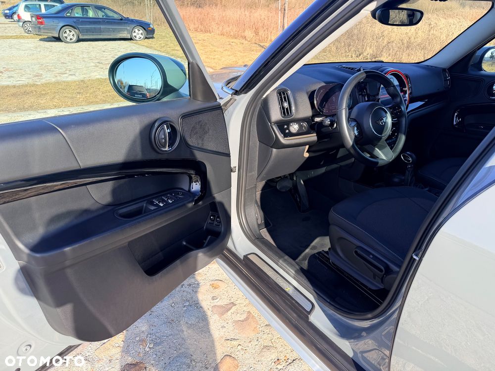 MINI Countryman Cooper SE ALL4 Shadow Edition - 19