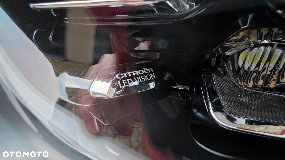 Citroën C3 1.2 PureTech Shine - 10