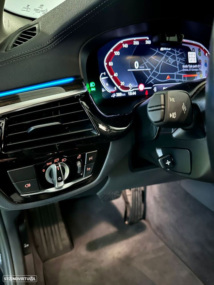 BMW 530 e Line Luxury - 47